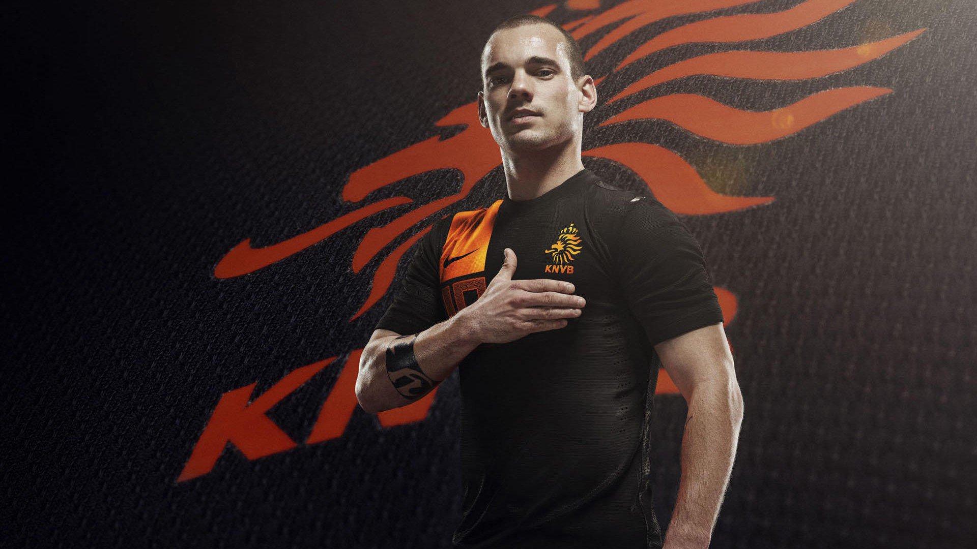 穆帅赛后怒斥裁判遭重罚！意甲官方，禁赛十场+罚款5万欧，下赛季首轮起执行