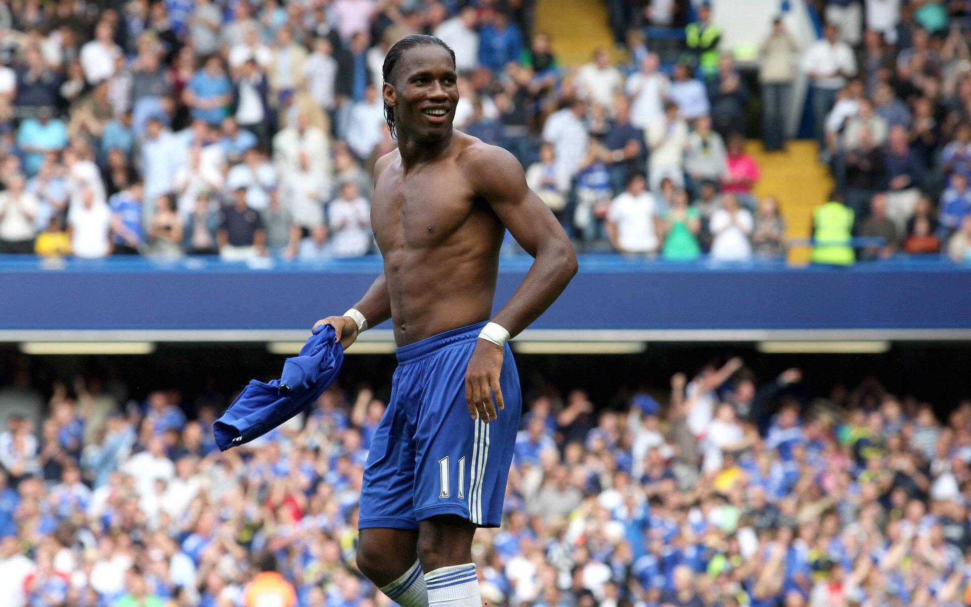 梦剧场沸腾！曼联绝杀逆转，球迷泪目，这是老特拉福德最美的夜晚